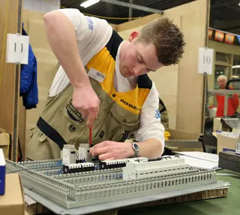 Finale VakkanjerWedstrijden 2006 tijdens Elektro Vakbeurs featured image