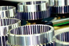 Productie industrie krabbelt licht op featured image