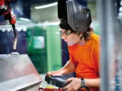 Kabinet pakt tekort technici aan featured image