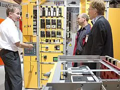 Bezoek uit alle branchesectoren op Elektrotechniek featured image