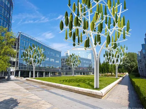 De Windboom van NewWind beschikt over 72 kunstmatige bladeren