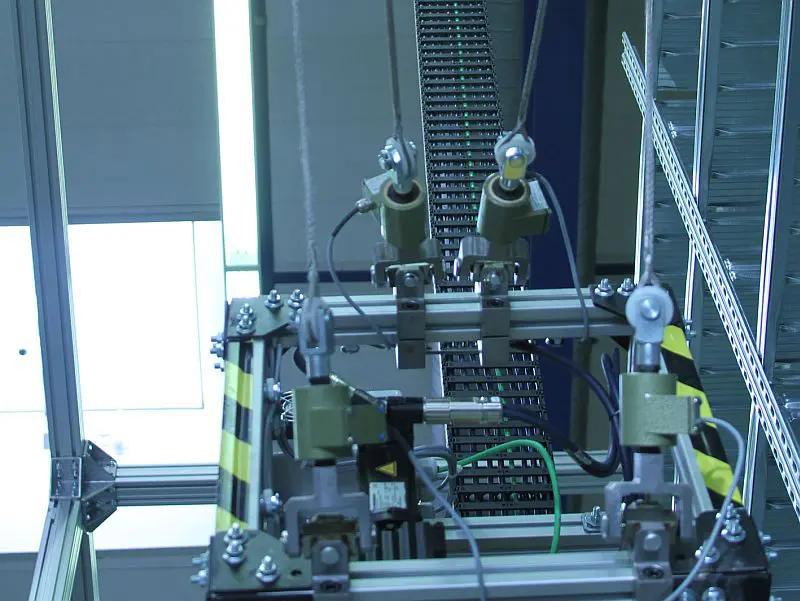 Igus zoekt energietoevoersystemen voor vector award