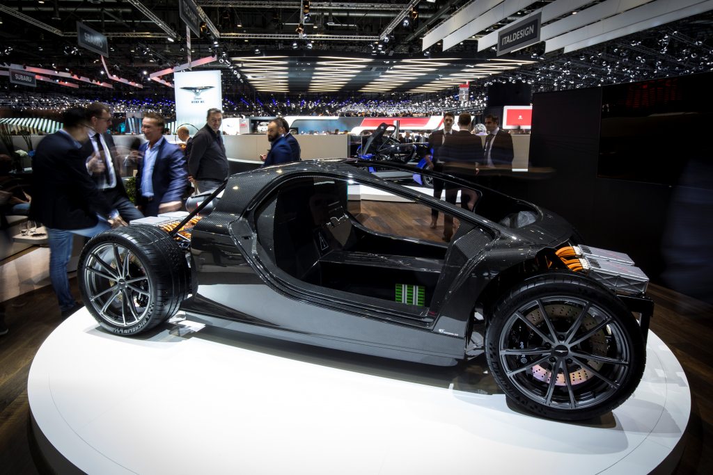 De TREV technologie wordt verpakt in een lichtgewicht concept sportwagen (foto: Techrules)