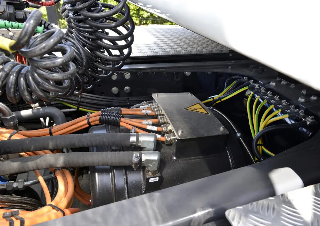 Video: intelligente VDL E-power aandrijflijn in elektrische DAF truck featured image