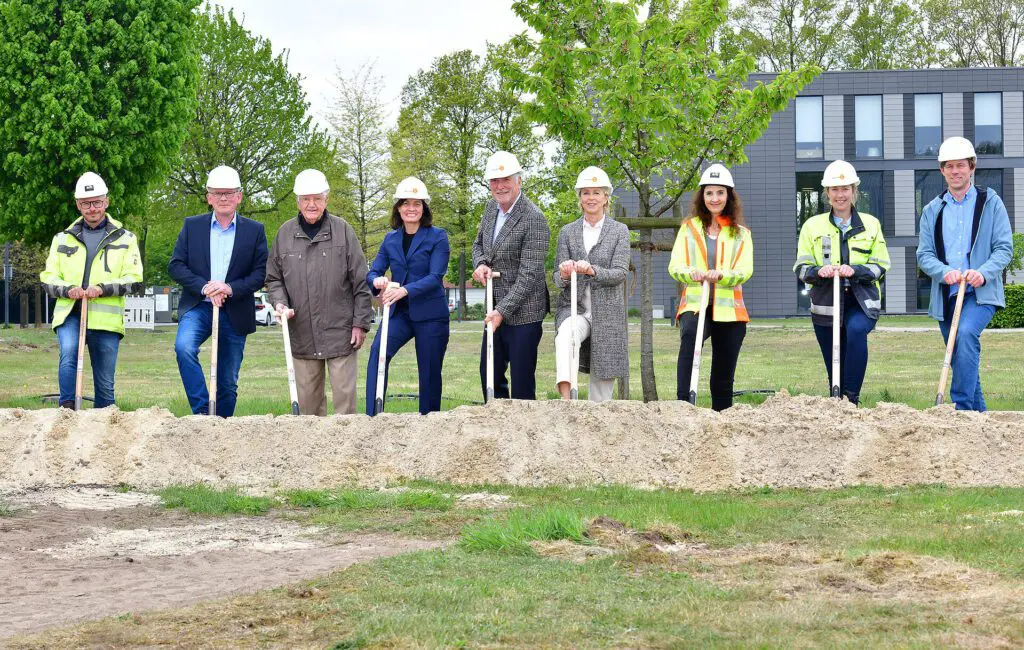 Begin mei vond de symbolische opening plaats van de nieuwe tentoonstellingshal op het KTR-hoofdkantoor in Rheine (foto: KTR)