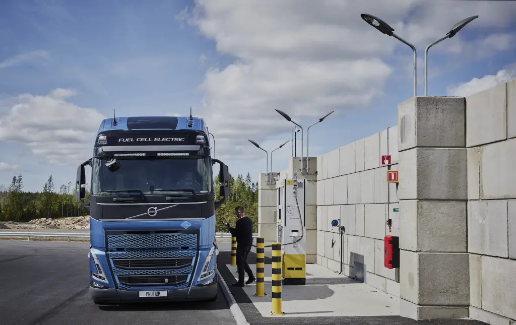 Volvo Trucks begint in 2025 met testen van brandstofceltrucks door klanten featured image