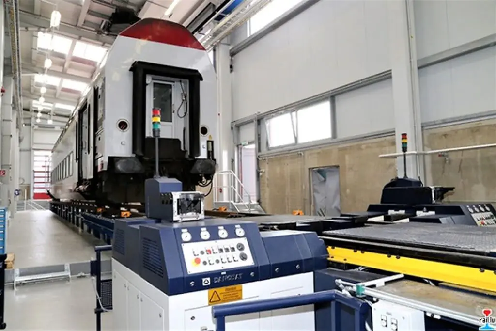 Treinwieldraaibank laat treinen soepel op tijd blijven rijden featured image